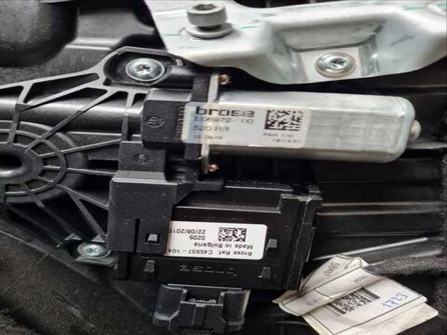 Foto 3ª: Elevalunas Manual Trasero Derecho Jeep Renegade LIMITED 4X4 170CV 125KW [55283099] (2019)