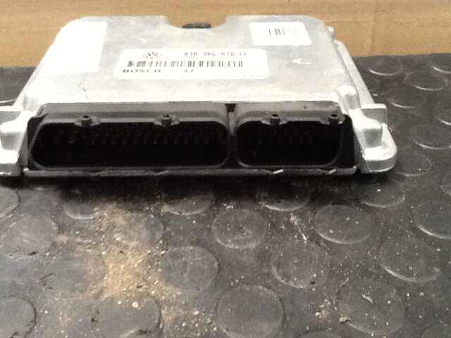 Foto 2ª: Centralita Motor ECU Volkswagen Passat 1.900 TDI110CV/81KW BERLINA [AFN] (1999)
