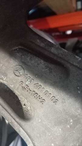 Foto 4ª: LLanta Aleacion Mercedes Clase ML 270 2.7 D DCI [612963] (2000)