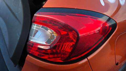 Piloto Trasero Derecho Renault Captur ZEN 90CV 66KW