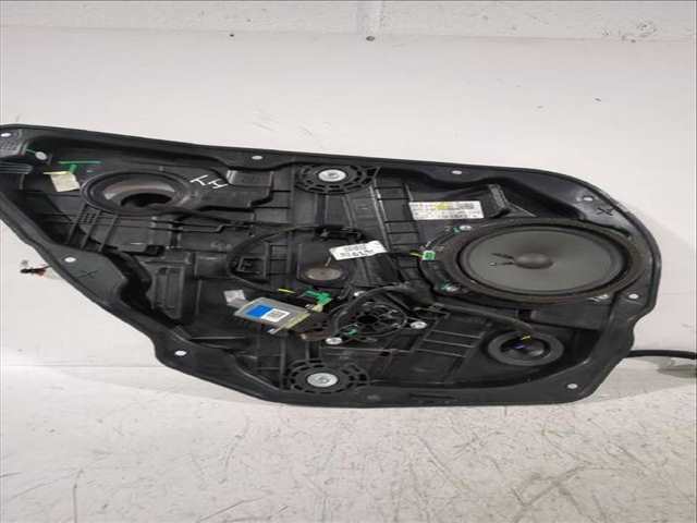 Foto 2ª: Elevalunas Manual Trasero Izquierdo Kia Ceed 1.0 T-GDI 120CV [G3LC G3LE] (2018)