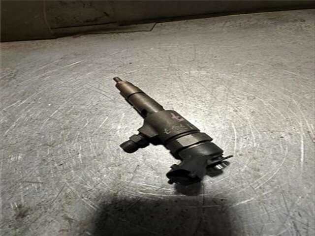 Foto 2ª: Inyectores Peugeot 2008 1.6 ALLURE [1.6 LTR. - 88 KW BLUE-HDI FAP]