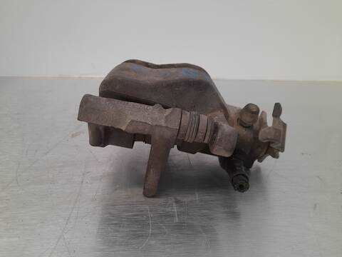 Foto 4ª: Pedal Embrague Fiat Stilo 1.9 8V JTD CAT 939A1000 - 192A8000) 120CV 88KW (2007)
