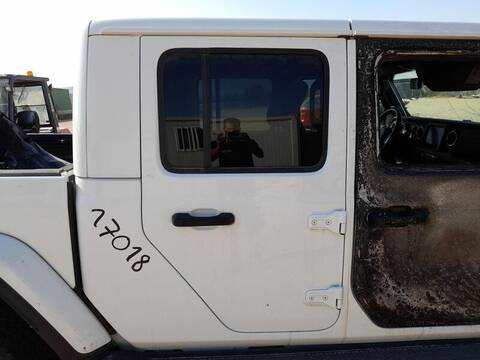 Puerta Trasera Derecha Jeep Gladiator 3.0 D 4WD PICK-UP JT_)
