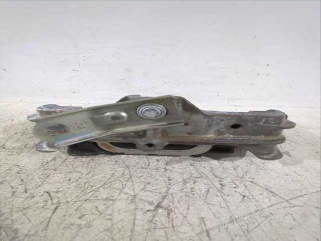 Foto 3ª: Soporte Motor Mercedes Clase B 150 B 180 CDI - D 246.212) 109CV [OM 607.951 (K9K)] (2011)