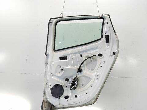 Foto 3ª: Puerta Trasera Derecha Renault Clio 1.5 DCI 75 75CV [K9K 608] (2012)