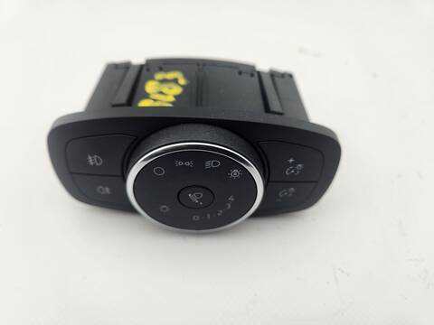 Foto 4ª: Mando Luces Ford Focus ST-LINE 155CV 114KW [M0DC] (2024)