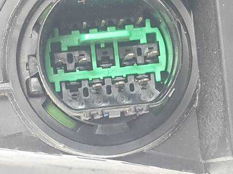 Foto 3ª: Faro Izquierdo Kia Stonic DRIVE (2017)