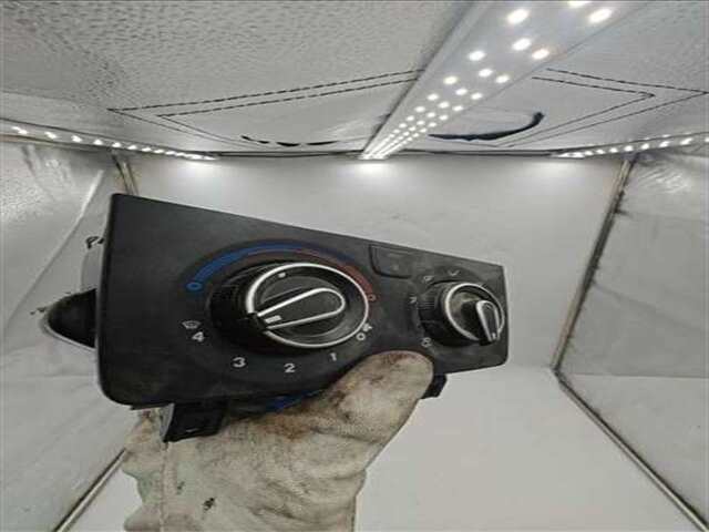 Foto 3ª: Mando Climatizador Peugeot Boxer 2.2 HDI (335) [2.2 LTR. - 96 KW HDI FAP CAT]