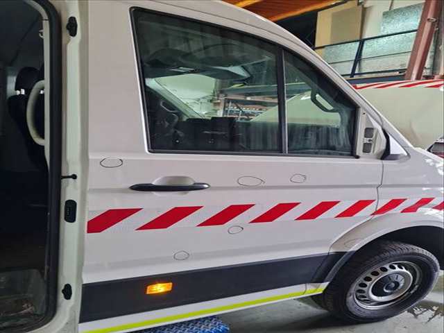 Foto 1ª: Puerta Delantera Derecha Volkswagen Crafter 2.0 TDI 140CV 103KW FURGONETA [DNAE] (2025)