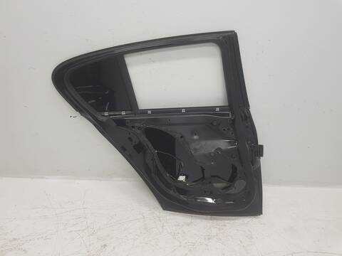 Foto 3ª: Puerta Trasera Izquierda Bmw Serie 1 114 116D EFFICIENTDYNAMICS EDITION (2015)