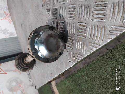 Foto 3ª: Transmision Delantera Izquierda Volkswagen Passat TRENDLINE BERLINA 140CV 103KW (2005)