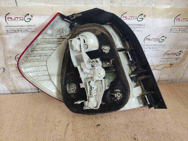 Foto 2ª: Piloto Trasero Derecho Bmw Serie 1 118 2.0 D [N47D20A] (2007)