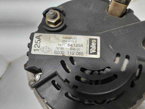 Foto 4ª: Alternador Renault Laguna AUTHENTIQUE 120CV 88KW [F4P C7] (2002)