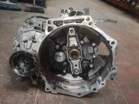 Foto 1ª: Caja Cambios Volkswagen Golf BXE (2007)