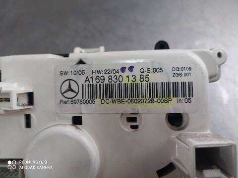 Foto 2ª: Mando Calefacción A. A. Mercedes Clase A 140 A 200 CDI 169.308) 140CV 103KW [640941] (2006)