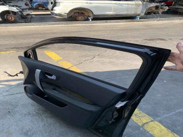 Foto 2ª: Puerta Delantera Derecha Nissan Qashqai 2.0 DCI 150CV [M9R 832] (2010)