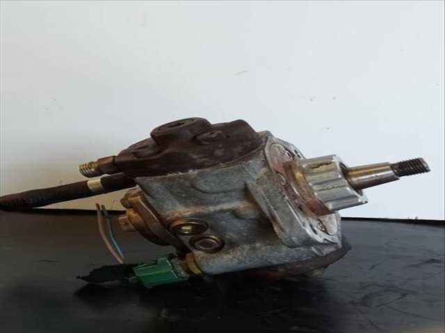 Foto 2ª: Bomba Inyeccion Opel Corsa COSMO 1 16V CDTI 101CV (2003)