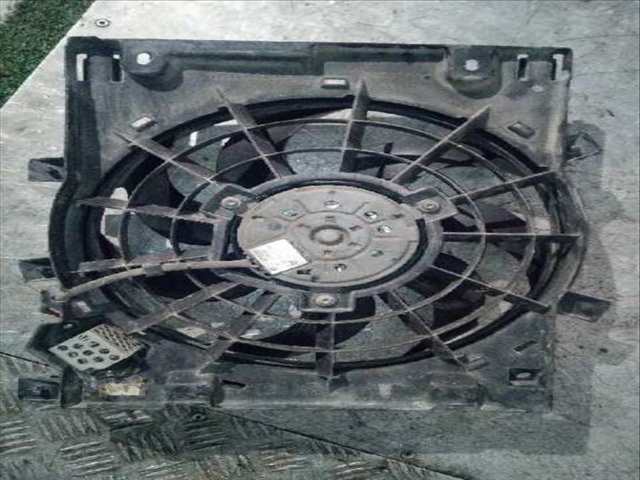 Foto 3ª: Electroventilador Mercedes Clase E 180 E 500 211.072) BERLINA 388CV 285KW [M273962] (2006)