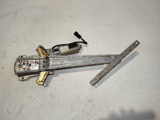 Elevalunas Eléctrico Trasero Derecho Nissan Patrol 2.8 TD Y61 TD6