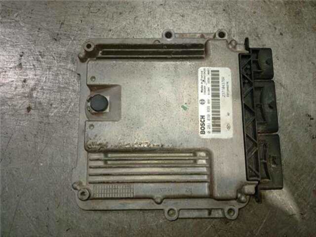 Centralita Motor ECU Renault Kangoo 1.5 EMOTION [1.5 LTR. - 55 KW DCI DIESEL FAP]
