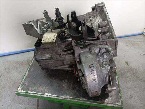 Foto 2ª: Caja Cambios Peugeot Boxer 335 L3H3 PRO BLUEHDI 140 STOP START 140CV 103KW FURGON [4H03] (2020)