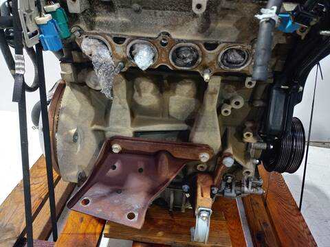 Foto 3ª: Motor Completo Ford Focus TREND BERLINA 101CV 74KW [HWDA] (2006)