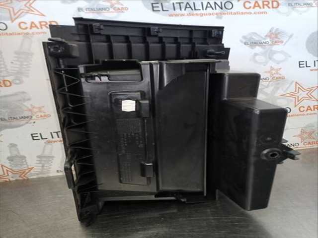 Foto 4ª: Guantera Seat Ibiza 1.6 TDI 116CV 85KW [DGT] (2017)