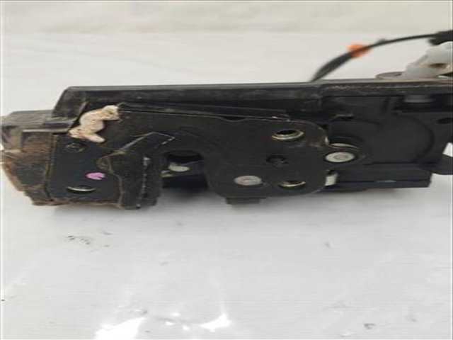 Foto 3ª: Cerradura Puerta Trasera Derecha Citroen C4 FEEL 12V E-THP - PURETECH] PICASSO 131CV 96KW [THP] (2018)