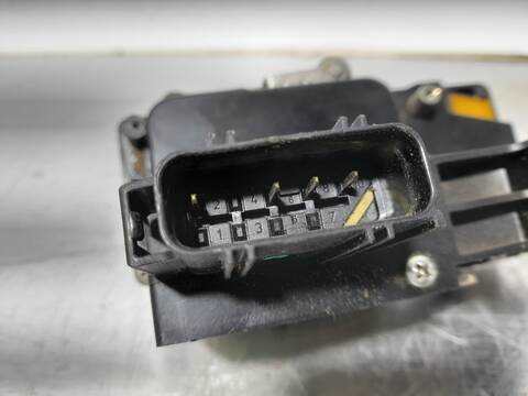 Foto 3ª: Cerradura Puerta Trasera Derecha Ford Fiesta 1.4 TDCI CAT 68CV 50KW [F6JA] (2003)
