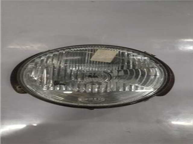 Faro Derecho Volkswagen Polo VERSION INDEFINIDA