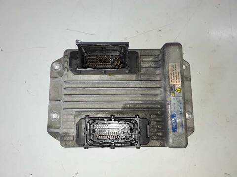 Centralita Motor ECU Opel Meriva COSMO 1.7 16V CDTI 101CV