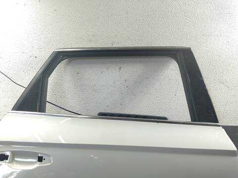 Foto 1ª: Puerta Trasera Derecha Skoda Karoq 150 CV 110KW [DXDB DXD] (2025)