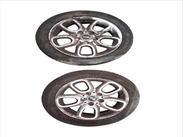 Foto 2ª: Juego LLantas Mini Mini COOPER SD (2007)