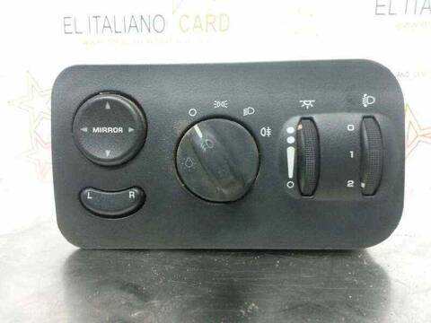 Foto 1ª: Mando Luces Chrysler Voyager 147CV 108KW (2001)