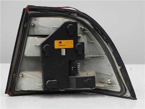 Foto 2ª: Piloto Trasero Izquierdo Opel Vectra 1.6 I 16V BERLINA 100CV 74KW [X 16 XEL] (1996)