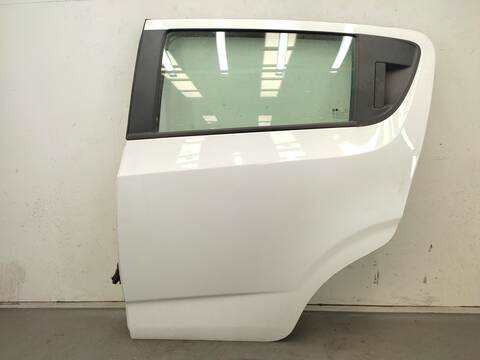 Puerta Trasera Izquierda Chevrolet Aveo LS HATCHBACK BERLINA 86CV 63KW