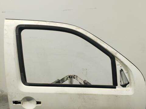Foto 2ª: Puerta Delantera Derecha Nissan Pathfinder 2.5 DCI 4WD 171CV 126KW [YD25DDTI] (2008)