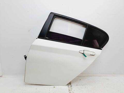 Puerta Trasera Izquierda Bmw Serie 1 114 1.5 12V TD 116CV 85KW