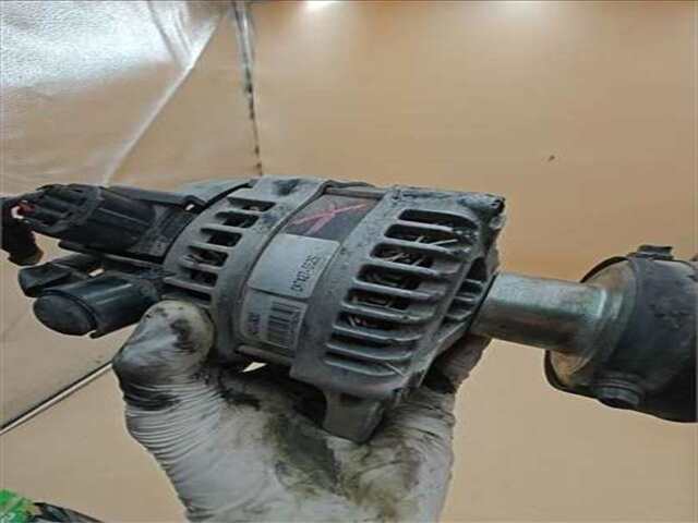Foto 3ª: Alternador Ford C Max 1.8 TREND (D) [1.8 LTR. - 85 KW TDCI TURBODIESEL CAT] FOCUS(CAP)(2003 _2007)