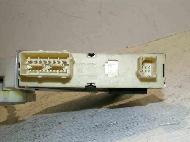 Foto 4ª: Elevalunas Eléctrico Delantero Derecho Citroen C4 1.6 HDI 2004-2010 [9HY] (2005)