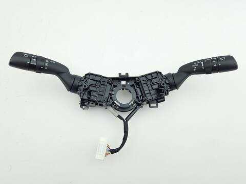 Mando Multifuncion Toyota Corolla 2.0 HYBRID MZEH19) 196CV 144KW