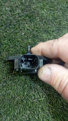 Foto 3ª: Caja Reles Fusibles Mercedes Clase ML 270 2.7 D DCI [612963] (2000)