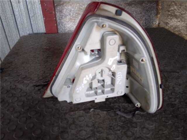 Foto 2ª: Piloto Trasero Izquierdo Mercedes Clase C 160 2.8 280 (202.028) [2.8 LTR. - 142 KW 24V CAT] [M 104.941]