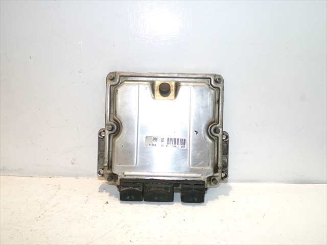 Centralita Motor ECU Peugeot 206 2.0 HDI