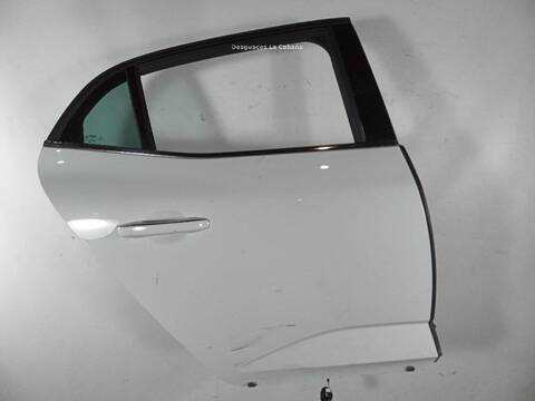 Foto 2ª: Puerta Trasera Derecha Renault Megane VERSION INDEFINIDA (2015)