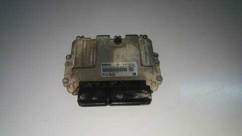 Centralita Motor ECU Opel Astra COSMO 1.9 CDTI 120CV
