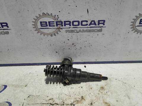 Foto 2ª: Inyectores Volkswagen Golf 1.9 TDI 105CV [BKC] (2003)