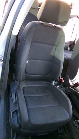 Asiento Delantero Derecho Volkswagen Golf 2.0 TDI MODELO PLUS,2004-2009