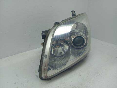 Foto 2ª: Faro Izquierdo Toyota Avensis 2.0 AZT250_) 147CV 108KW [1AZ-FSE] (2004)